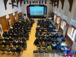 Der gut gefüllte Saal in Kronberg während der Fachtagung
